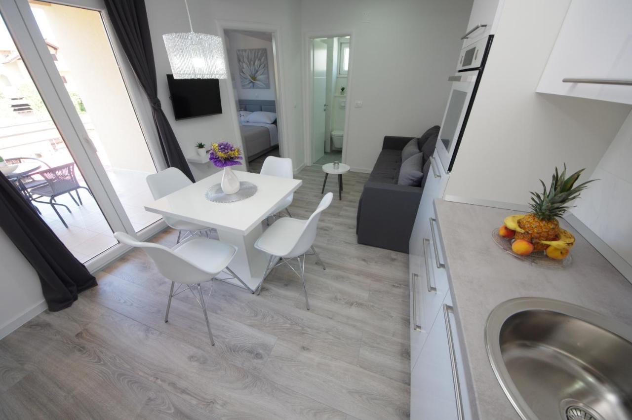 Apartmani Maris Poljica  Exteriör bild