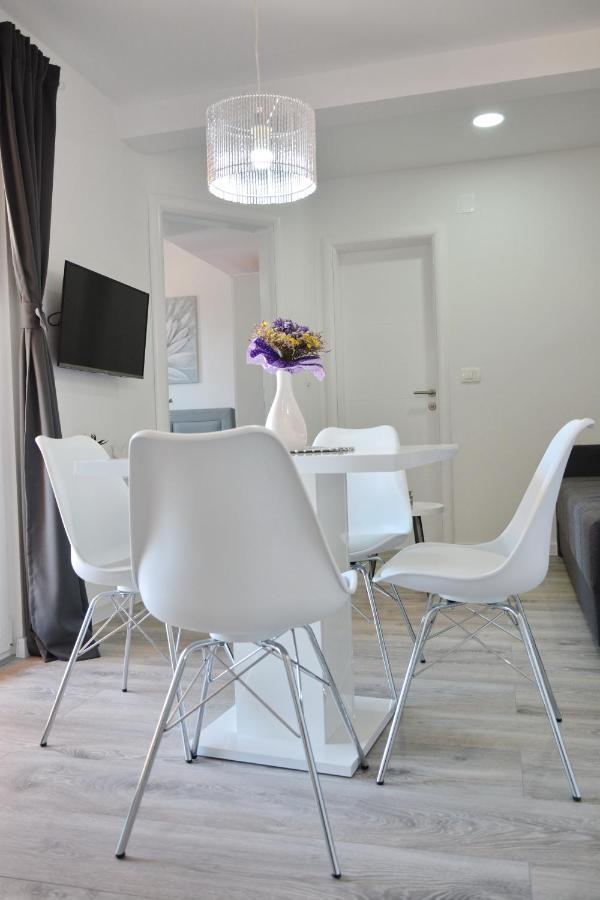 Apartmani Maris Poljica  Exteriör bild