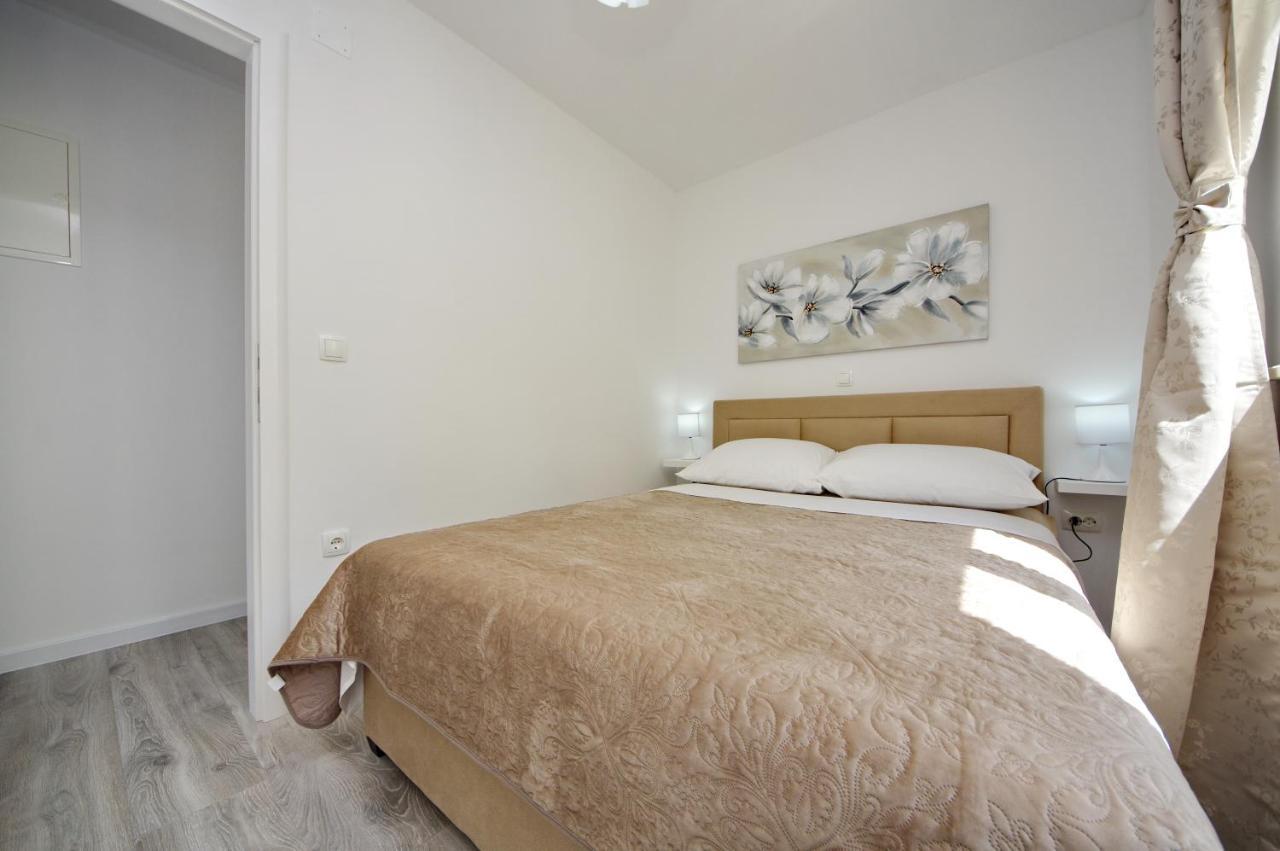 Apartmani Maris Poljica  Exteriör bild