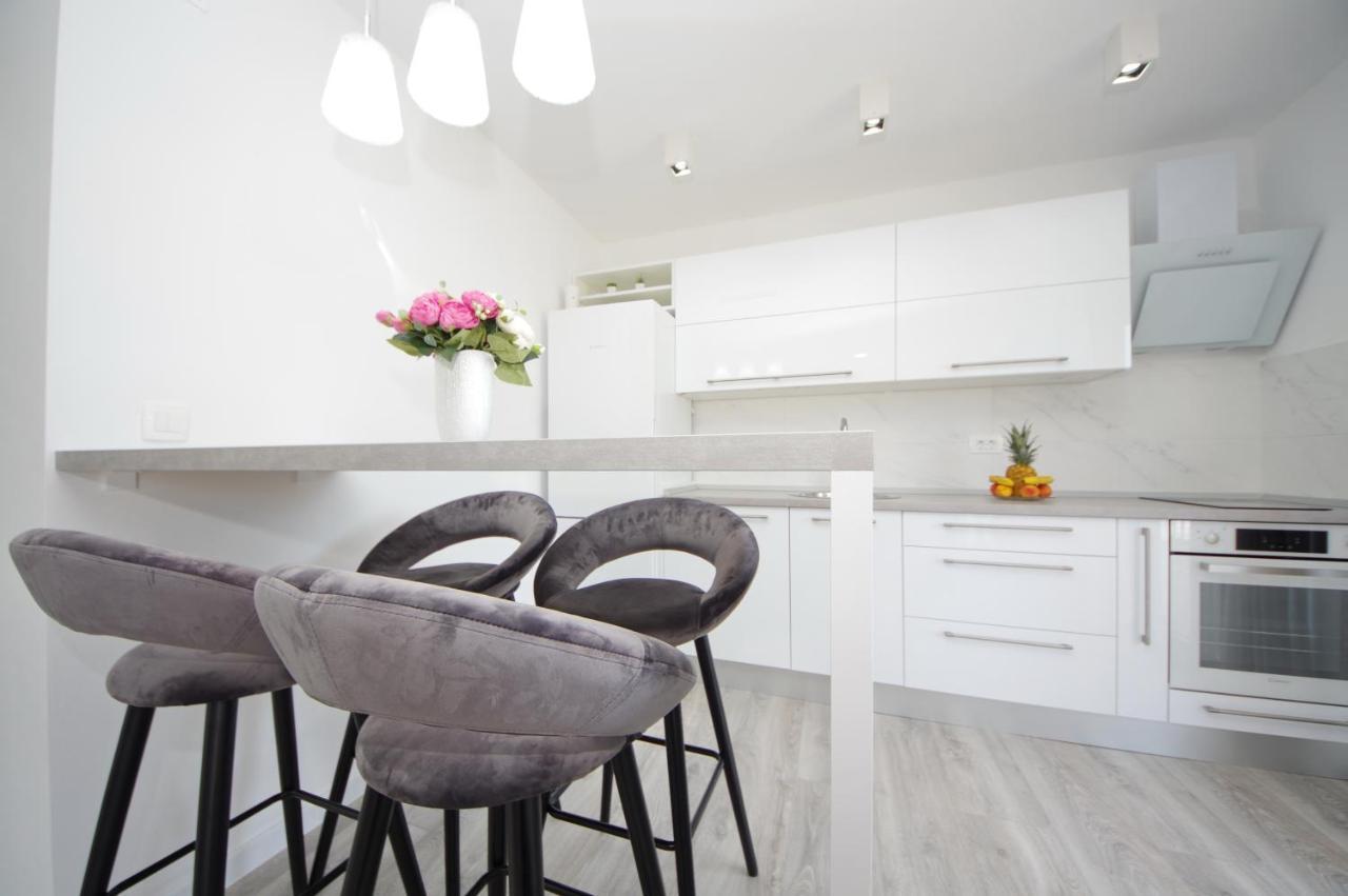 Apartmani Maris Poljica  Exteriör bild
